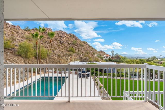 3500 E LINCOLN Drive 22, Phoenix, AZ 85018