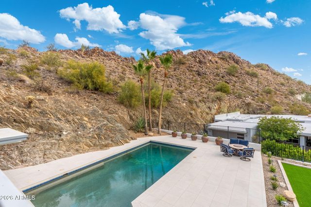 3500 E LINCOLN Drive 22, Phoenix, AZ 85018