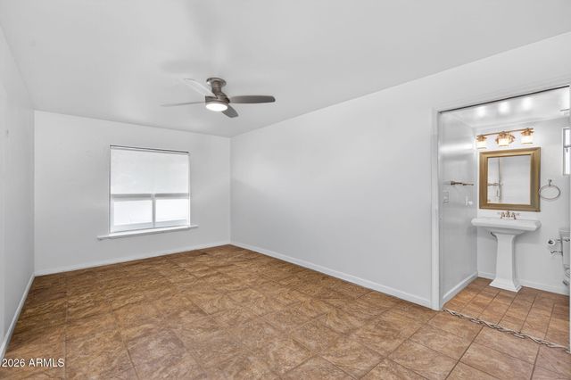 3500 E LINCOLN Drive 22, Phoenix, AZ 85018