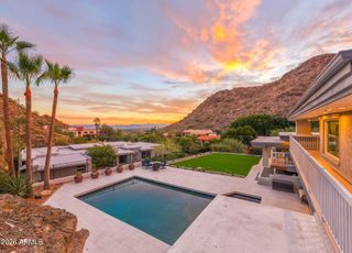 3500 E LINCOLN Drive 22, Phoenix, AZ 85018