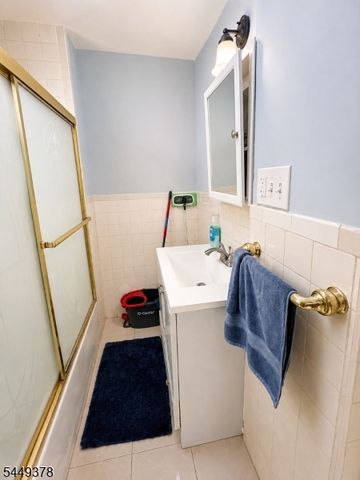 348 11Th Ave, Paterson City, NJ 07514