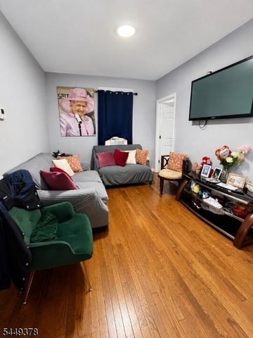 348 11Th Ave, Paterson City, NJ 07514