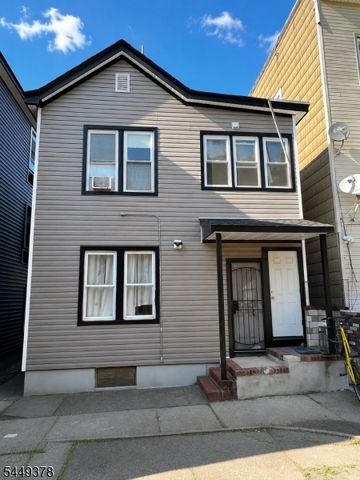 348 11Th Ave, Paterson City, NJ 07514