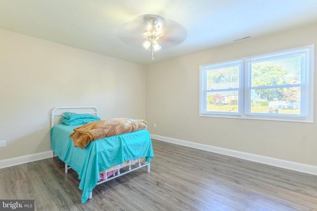 2106 N ROLLING RD, Windsor Mill, MD 21244