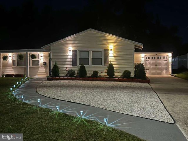 2106 N ROLLING RD, Windsor Mill, MD 21244