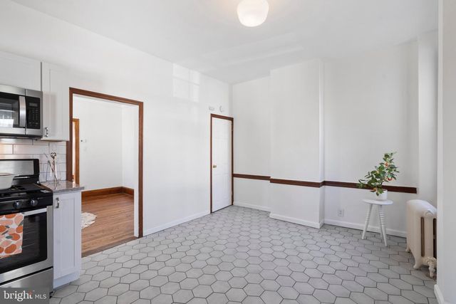 219 CRAWFORD AVE, Lansdowne, PA 19050