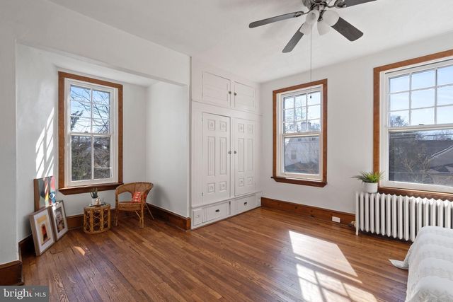 219 CRAWFORD AVE, Lansdowne, PA 19050