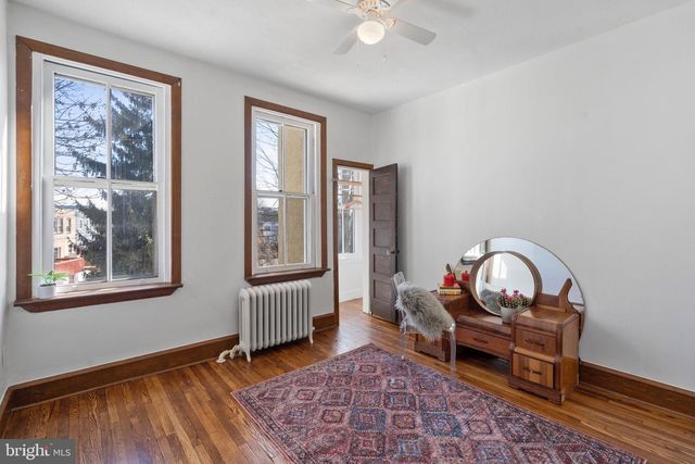 219 CRAWFORD AVE, Lansdowne, PA 19050