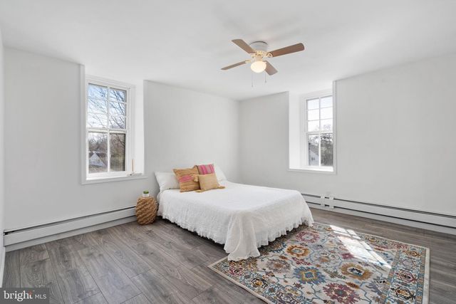 219 CRAWFORD AVE, Lansdowne, PA 19050