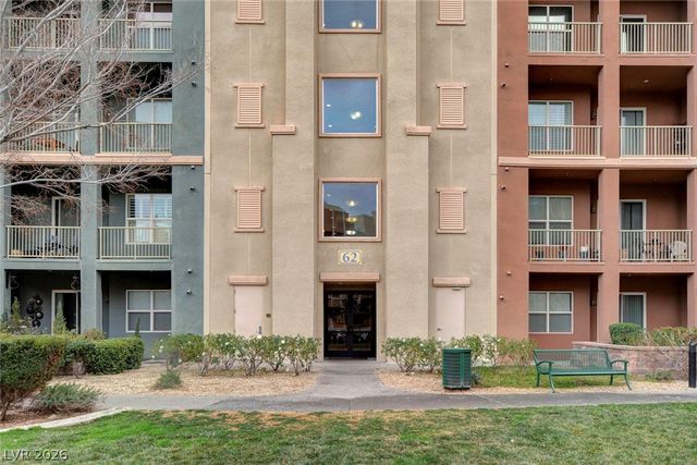 62 SERENE Avenue 414, Las Vegas, NV 89123