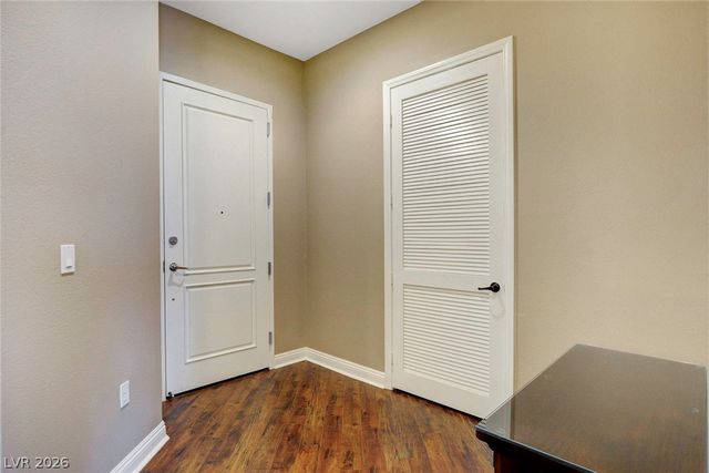 62 SERENE Avenue 414, Las Vegas, NV 89123