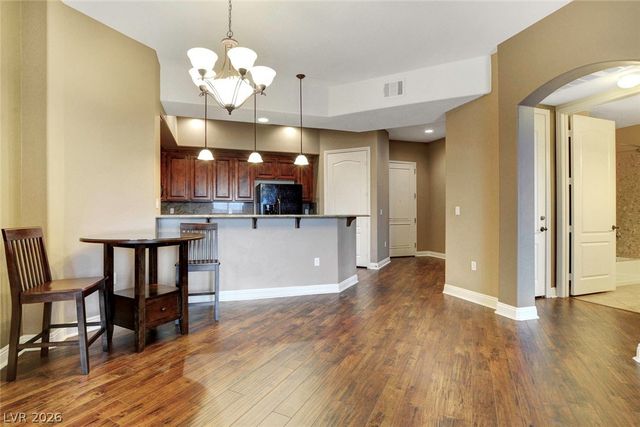 62 SERENE Avenue 414, Las Vegas, NV 89123