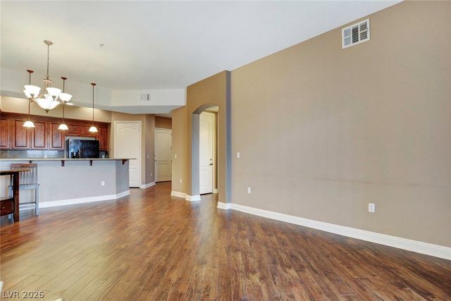 62 SERENE Avenue 414, Las Vegas, NV 89123