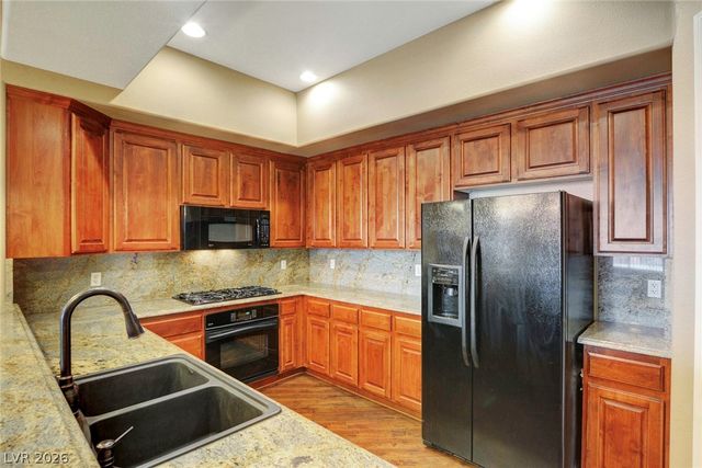 62 SERENE Avenue 414, Las Vegas, NV 89123