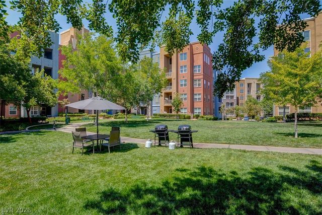 62 SERENE Avenue 414, Las Vegas, NV 89123
