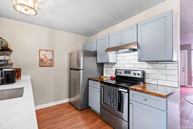 5250 Gordon Cooper, Kirby, TX 78219