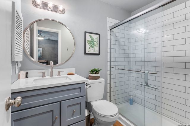 5250 Gordon Cooper, Kirby, TX 78219