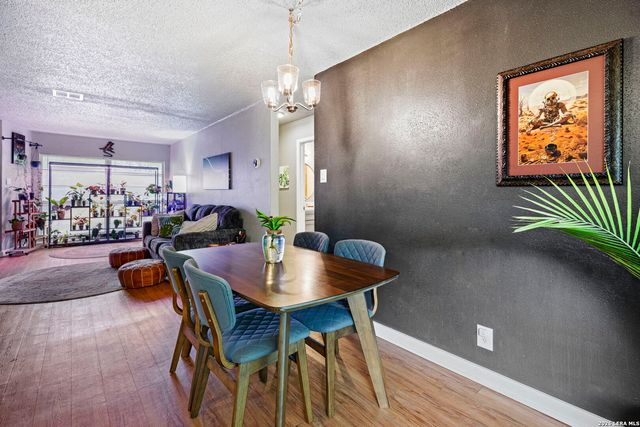 5250 Gordon Cooper, Kirby, TX 78219