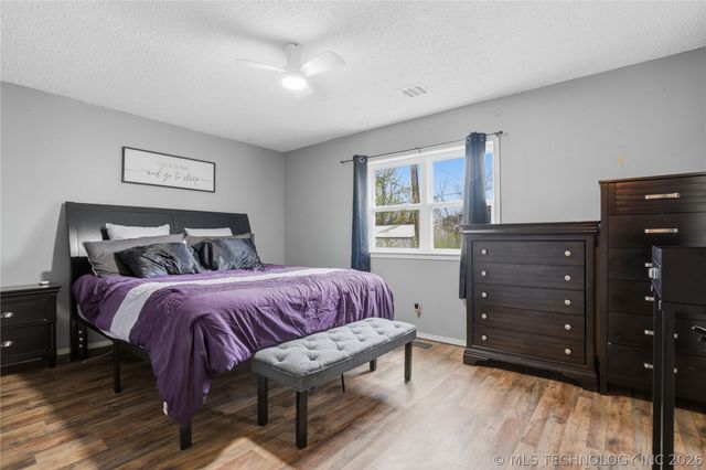 31810 E 723 Road, Wagoner, OK 74467