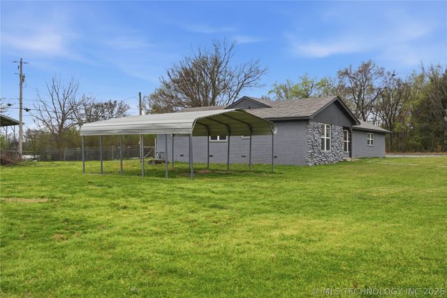 31810 E 723 Road, Wagoner, OK 74467