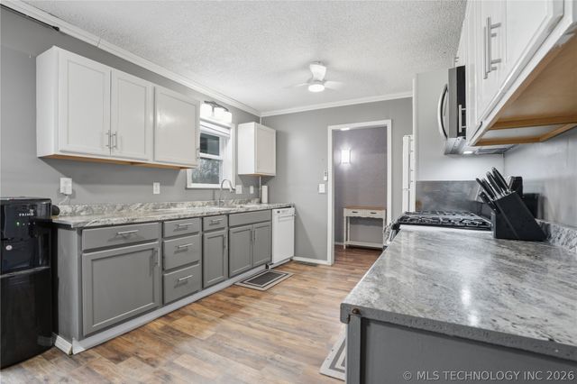 31810 E 723 Road, Wagoner, OK 74467