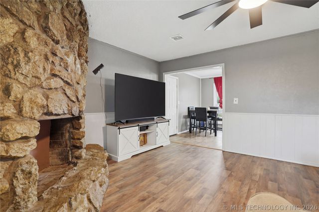 31810 E 723 Road, Wagoner, OK 74467