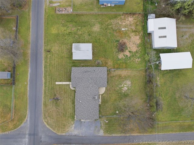 31810 E 723 Road, Wagoner, OK 74467