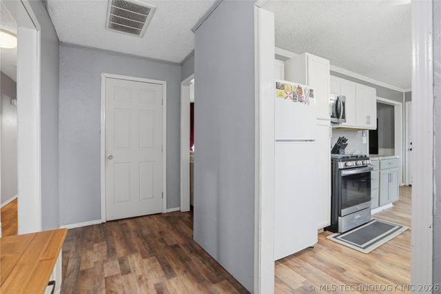 31810 E 723 Road, Wagoner, OK 74467