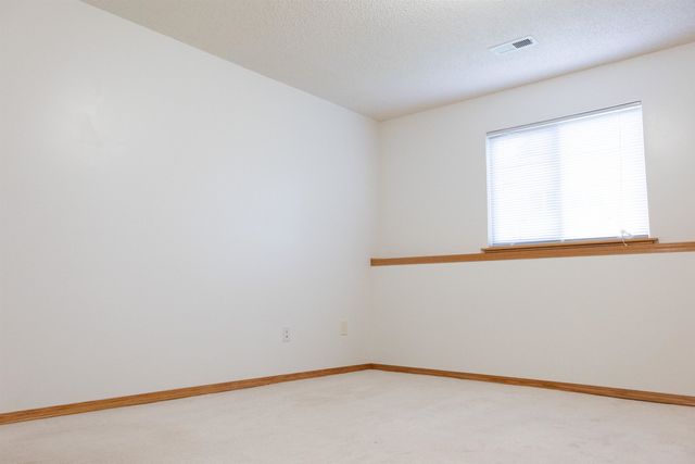 824 S Red Oaks, Wichita, KS 67207