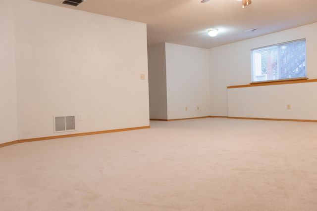 824 S Red Oaks, Wichita, KS 67207