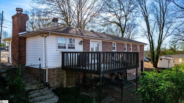 10 Glen Haven Court, Greenville, SC 29611