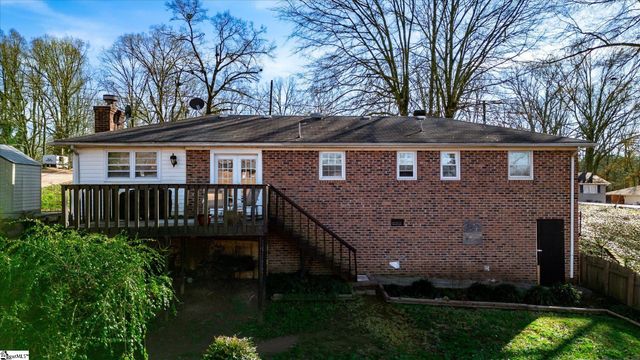 10 Glen Haven Court, Greenville, SC 29611