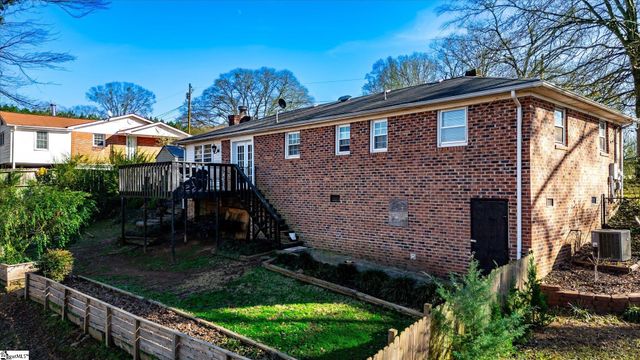 10 Glen Haven Court, Greenville, SC 29611