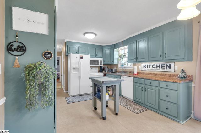 10 Glen Haven Court, Greenville, SC 29611