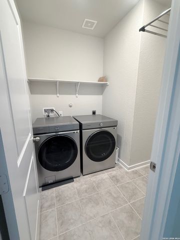 6446 Babcock Rd Unit 24, San Antonio, TX 78249