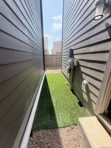 6446 Babcock Rd Unit 24, San Antonio, TX 78249