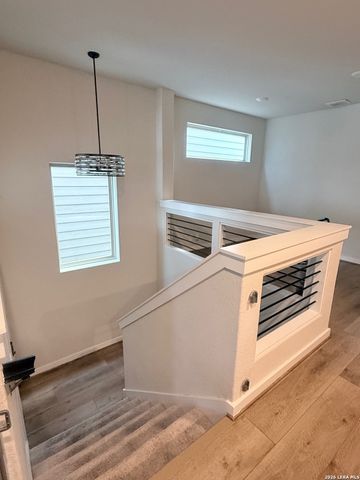 6446 Babcock Rd Unit 24, San Antonio, TX 78249
