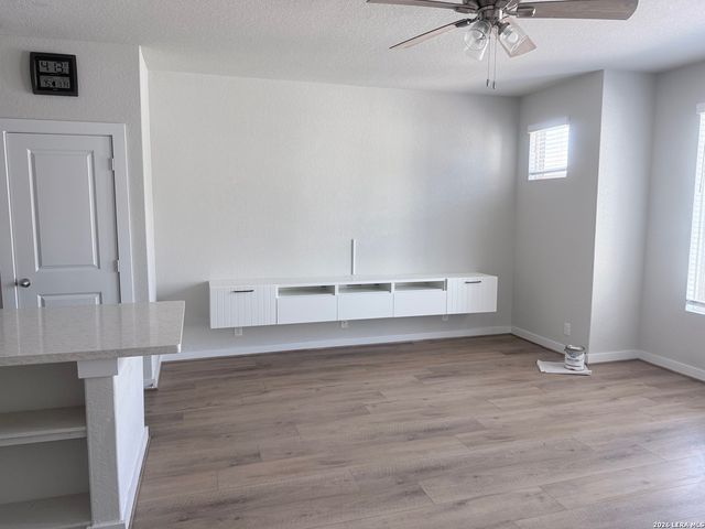 6446 Babcock Rd Unit 24, San Antonio, TX 78249