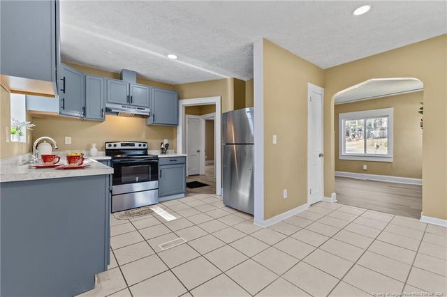 239 Windsor Drive, Fayetteville, NC 28301