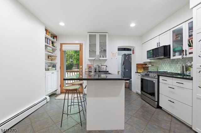 260 5th St, Jersey City, NJ 07302