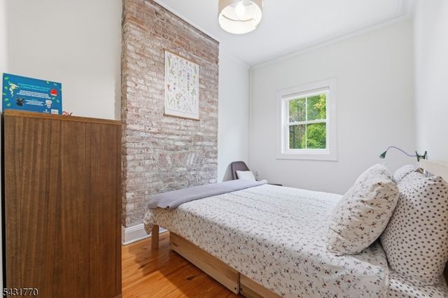 260 5th St, Jersey City, NJ 07302