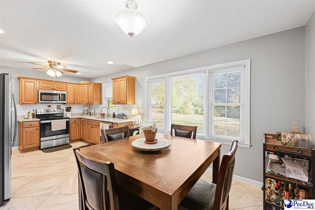 2502 Lakeview Dr., Florence, SC 29505