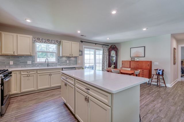 1038 Hunter Green Lane, Spartanburg, SC 29302
