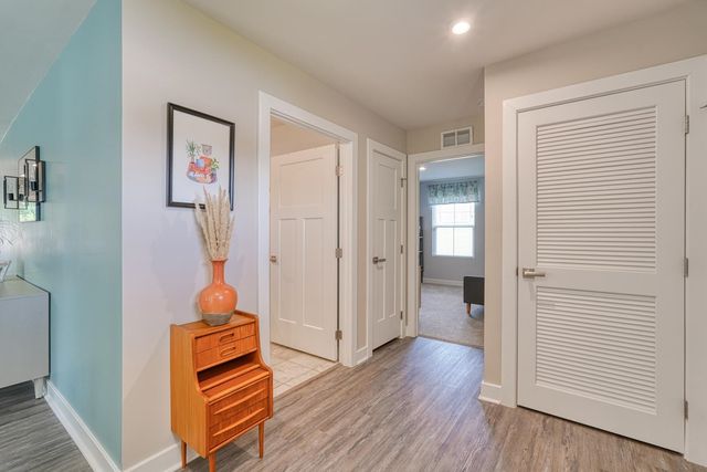 1038 Hunter Green Lane, Spartanburg, SC 29302