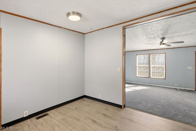 6805 Henderson Road, Ravenna, OH 44266