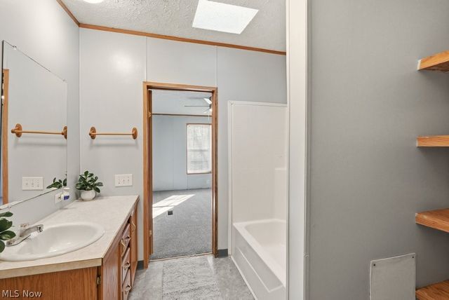 6805 Henderson Road, Ravenna, OH 44266