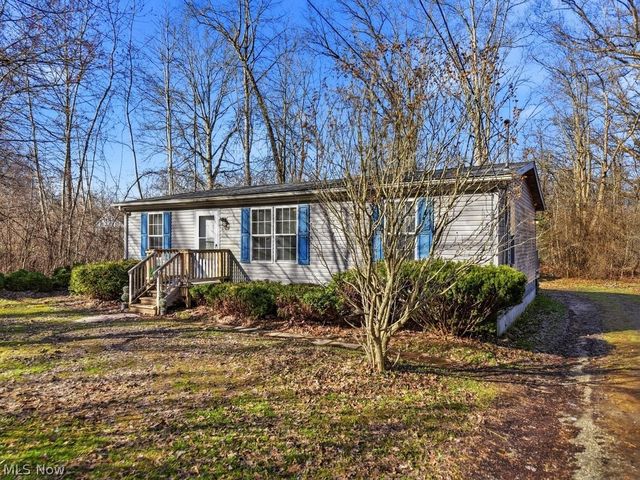 6805 Henderson Road, Ravenna, OH 44266