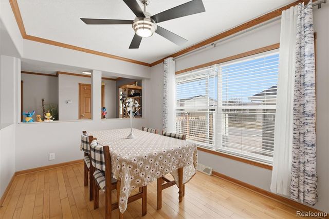 11050 Willowgreen Court, South Lyon, MI 48178