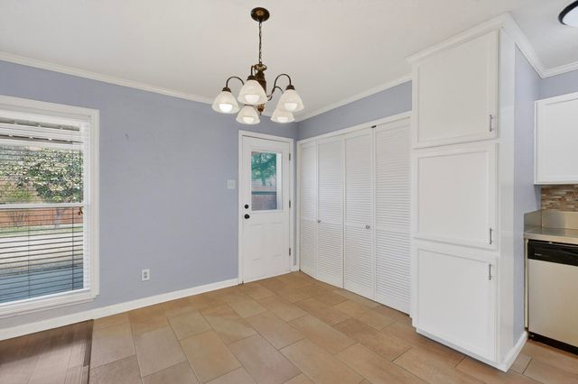 1010 California Trail, Grand Prairie, TX 75052