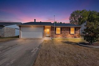 1010 California Trail, Grand Prairie, TX 75052